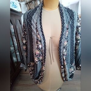 J Mode Size 1XL Floral Patterned Women's Open Front Cardigan Sweater